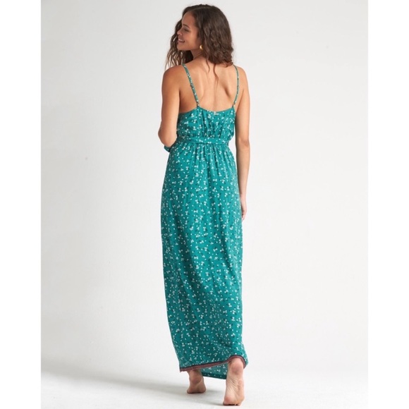 NWT Billabong Women's Soft Seas Dress Green, Size Lrg (Missing Belt) - Picture 4 of 13